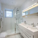 Au 度假居 *